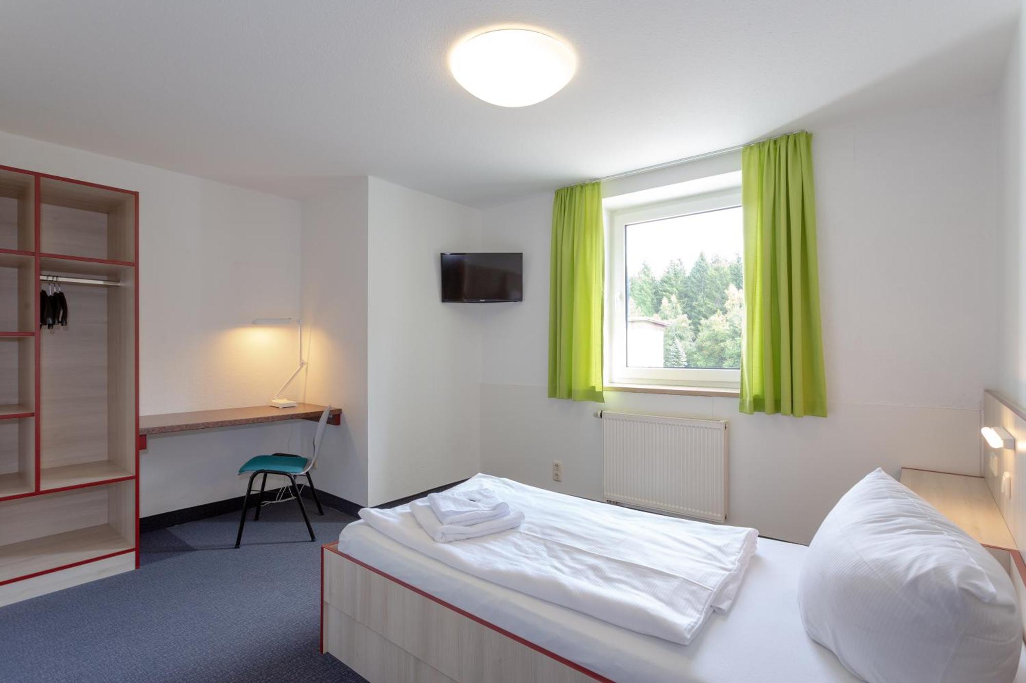 Sportpark Rabenberg Hotel Breitenbrunn  Exterior photo